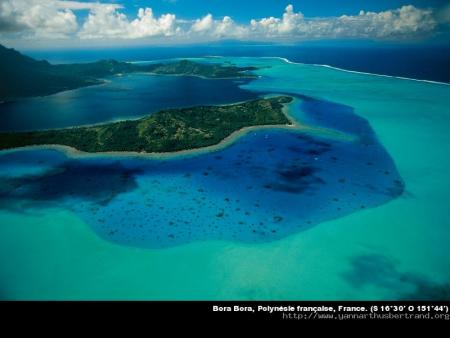 Superbe photo:Oc�an:Polyn�sie fran�aise BoraBora:couleurs magnifiques.AIR REPOS JOIE